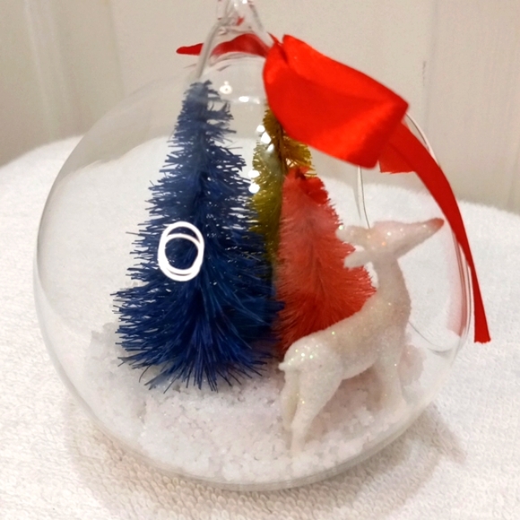 NWOT Round Glass Ornament  3" with Xmas Trees & Raindeer - Picture 2 of 5